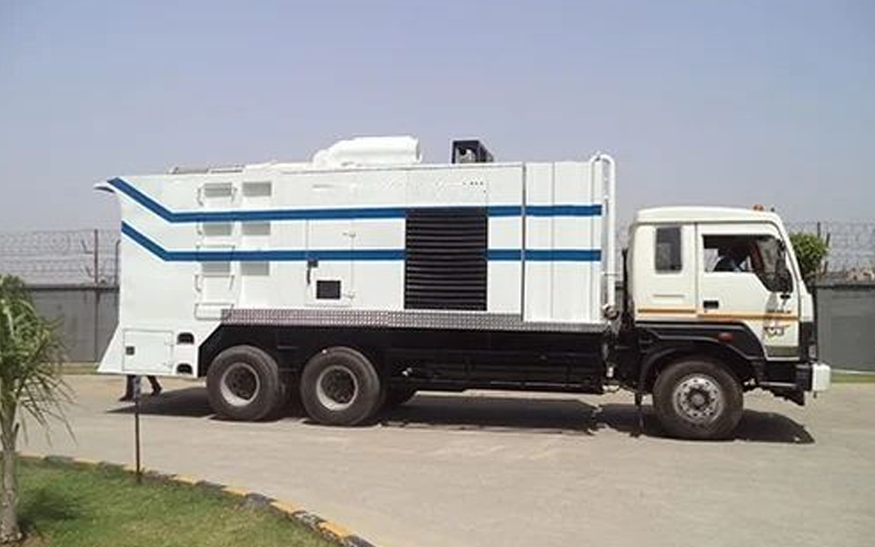 Super Sucker Machine